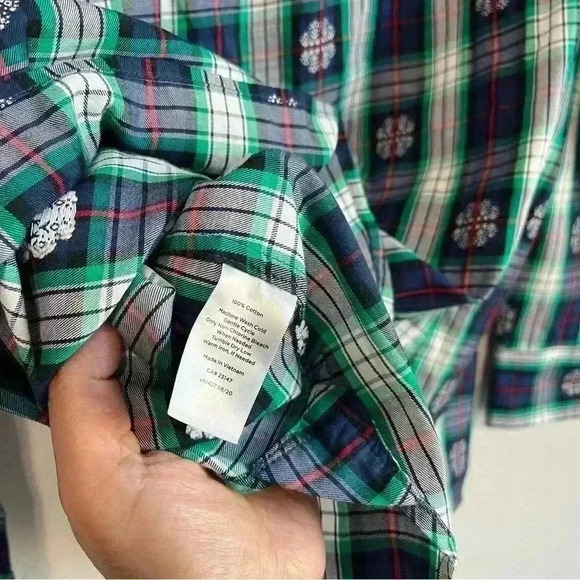 Talbots Navy Blue Green Red Plaid Snowflake Long Sleeve Button Up Dress Shirt XL - Picture 7 of 8